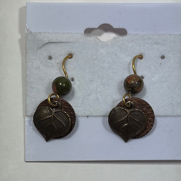 Elegant Silver and Orange Dangle Earrings - Picture 4 of 4